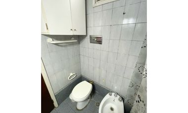 VENTA PH 2 AMB. PRIMER PISO. LATERAL.CHAUVIN