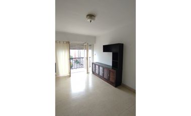 24 MESES 2 ambientes a la calle balcón   Av. Colón y Santa Fé