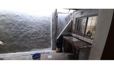 EXCELENTE CASA AMERICANA EN VENTA. ITUZAINGO NORTE.