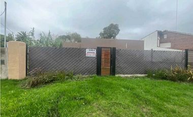 Hermosa Casa 4 ambientes a terminar  en barrio Camet.
