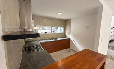 ALQUILER 24 MESES DUPLEX 4 AMB - GARAGE - PATIO - SAN JERONIMO