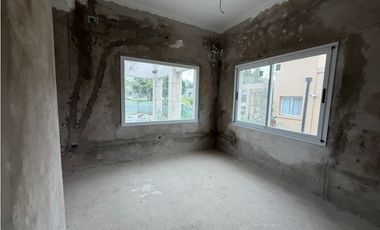 Casa a terminar en Estancia Smithfield a la venta