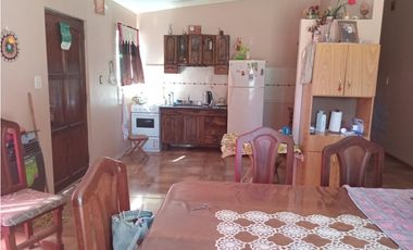 VENTA DE CASA CON AMPLIO TERRENO- SANTA MARIA DE ORO, RIVADAVIA