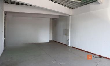 3 Locales Comerciales Arriendo Quilicura 60-65m² Lo Campino