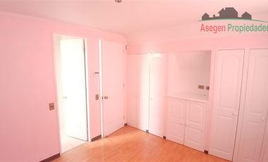 Casa en Arriendo en Casa en arriendo en Portal Del Palomar