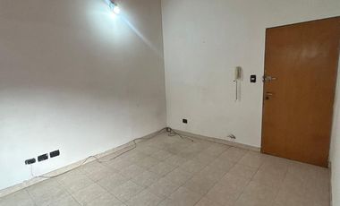 ALQUILER DEPTO. 2 AMBIENTES UBICACIÓN ESTRATEGICA