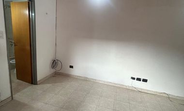 ALQUILER DEPTO. 2 AMBIENTES UBICACIÓN ESTRATEGICA