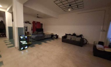 VENTA LOCAL CON SALON DE USOS MULTIPLES QUILMES