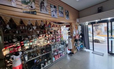 VENTA LOCAL CON SALON DE USOS MULTIPLES QUILMES