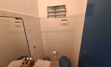 VENTA LOCAL CON SALON DE USOS MULTIPLES QUILMES