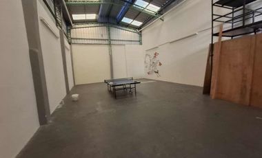 VENTA LOCAL CON SALON DE USOS MULTIPLES QUILMES