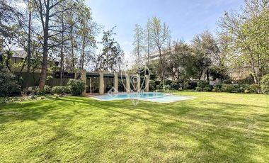 Departamento en Venta en Las Hualtatas/ Américo Vespucio