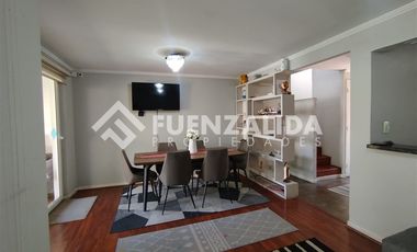 Casa en Venta en Av. las Pircas/ Manantial