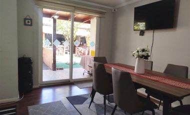 Casa en Venta en Av. las Pircas/ Manantial