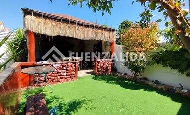 Casa en Venta en Av. las Pircas/ Manantial