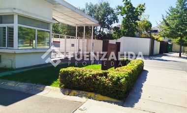 Casa en Venta en Av. las Pircas/ Manantial