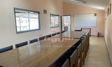 Departamento en Arriendo en Edificio Mantenor, entre Salas y Vicuña Mackena