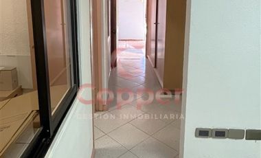 Departamento en Arriendo en Edificio Mantenor, entre Salas y Vicuña Mackena