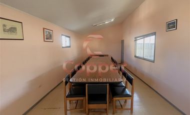 Departamento en Arriendo en Edificio Mantenor, entre Salas y Vicuña Mackena