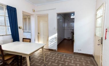 PH PLANTA BAJA DOS DORMITORIOS Y PATIO B° SUR