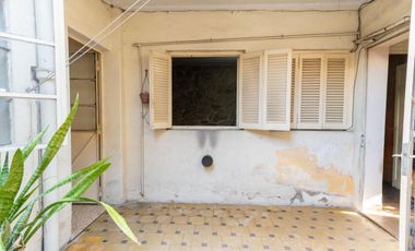 PH PLANTA BAJA DOS DORMITORIOS Y PATIO B° SUR