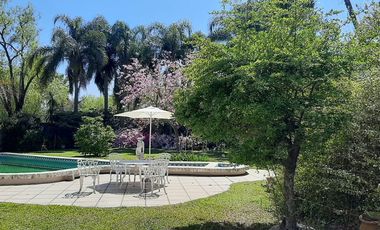 Venta Casa en Colastine con increíble ubicación