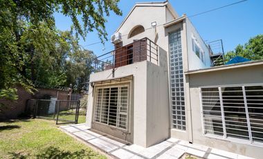Venta Casa en Colastine con increíble ubicación