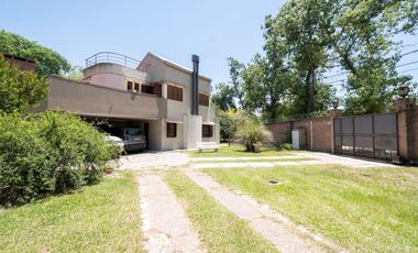 Venta Casa en Colastine con increíble ubicación