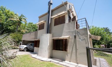 Venta Casa en Colastine con increíble ubicación