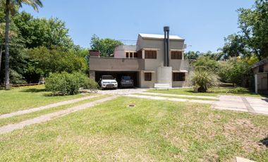 Venta Casa en Colastine con increíble ubicación