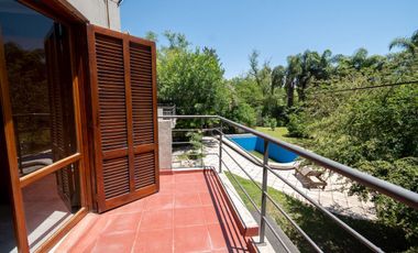 Venta Casa en Colastine con increíble ubicación
