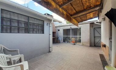 VENTA CASA 4 AMBIENTES MONOAMBIENTE MERLO