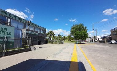 VENTA CASA 4 AMBIENTES MONOAMBIENTE MERLO