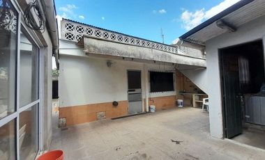 VENTA CASA 4 AMBIENTES MONOAMBIENTE MERLO