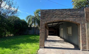 CASA EN SANTO TOME A 50 M DE AV. RICHIERRI