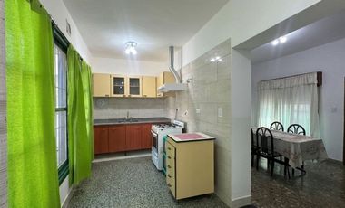 CASA 4 AMBIENTES MORON APTO CREDITO