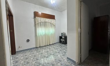 CASA 4 AMBIENTES MORON APTO CREDITO