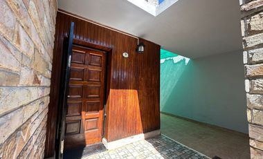 CASA 4 AMBIENTES MORON APTO CREDITO