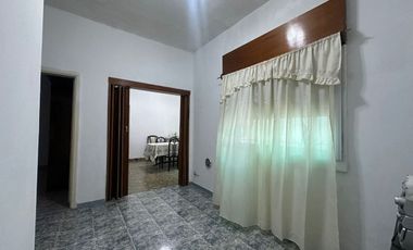 CASA 4 AMBIENTES MORON APTO CREDITO