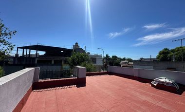 CASA 4 AMBIENTES MORON APTO CREDITO