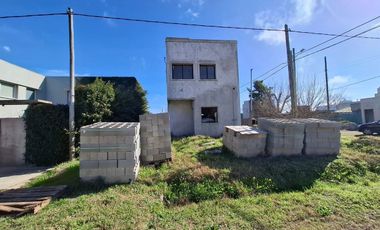 CASA EN VENTA EN LA PLATA ARTURO SEGUI