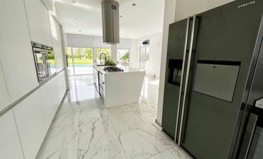 Casas en Venta - Harás del Sur