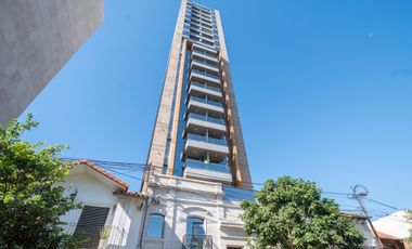 PISO EXCLUSIVO - NIVEL 18 - VISTAS INFNITAS - BV.