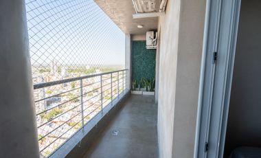 PISO EXCLUSIVO - NIVEL 18 - VISTAS INFNITAS - BV.