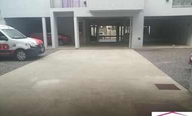 EXCELENTE DEPARTAMENTO DE 2 AMB  SAN FERNANDO LAVALLE 681