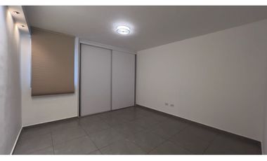 Apartamento en Alquiler en Altos del Golf - TDP