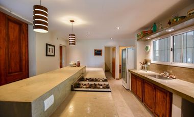 CASA QUINTA Y SALÓN DE EVENTO EN VENTA, EST. CHICA