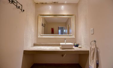 CASA QUINTA Y SALÓN DE EVENTO EN VENTA, EST. CHICA