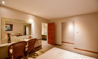 CASA QUINTA Y SALÓN DE EVENTO EN VENTA, EST. CHICA