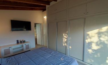 Venta Casa CARILO 3 ambientes con piscina y parque